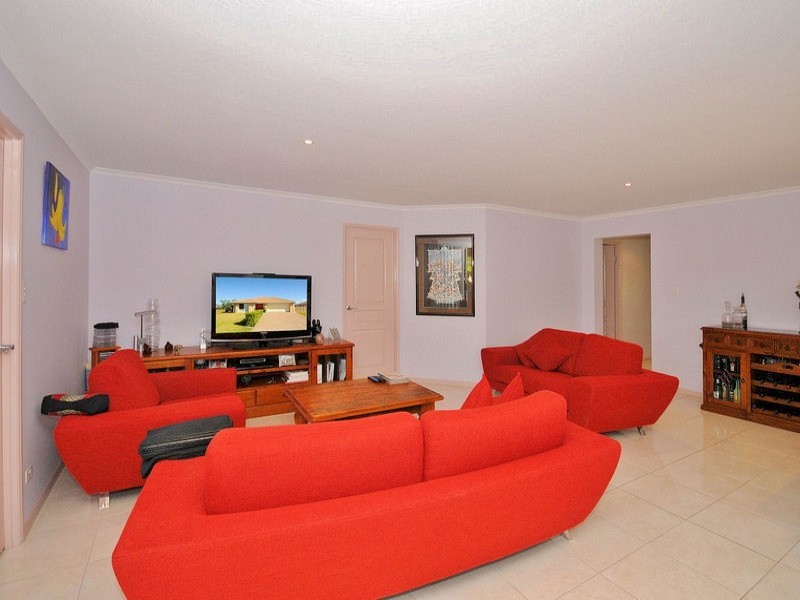 29 Lucas Drive, Burrum Heads QLD 4659