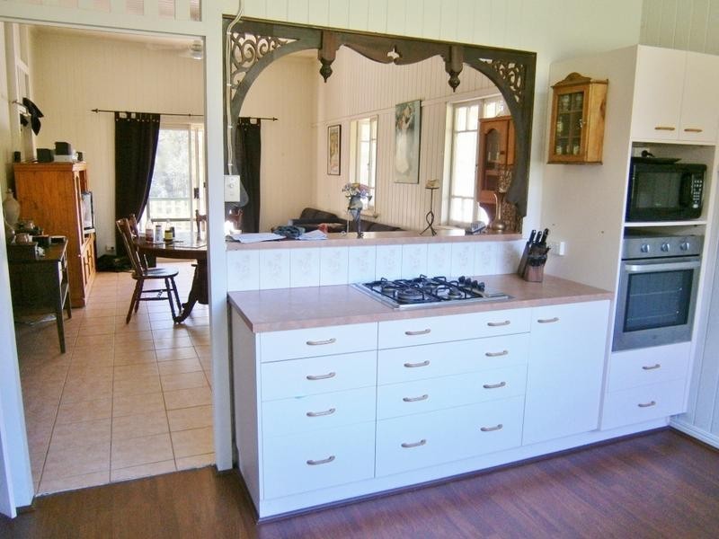 18 Miller Cres, Burrum Heads QLD 4659