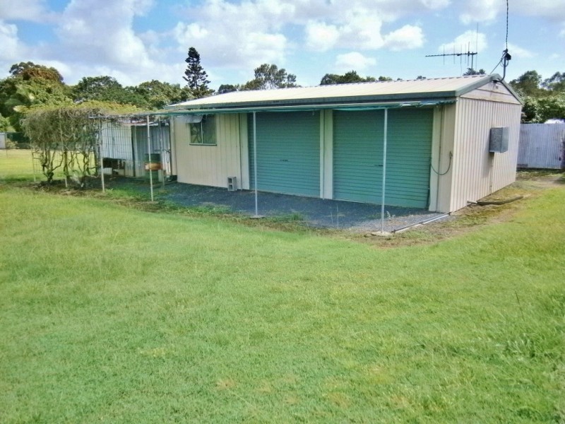 5 Charles St, Howard QLD 4659