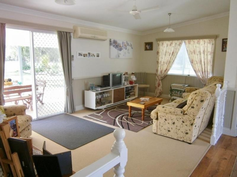 709 Burrum Heads Rd, Burrum River QLD 4659