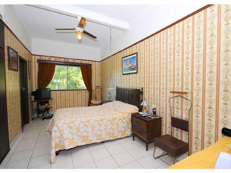 6-8 Delrose Ct, Toogoom QLD 4655