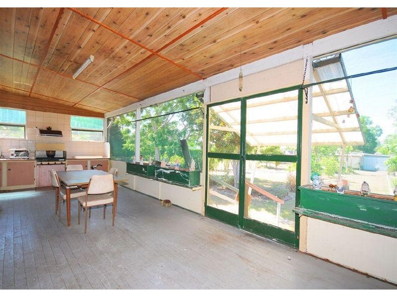 6-8 Delrose Ct, Toogoom QLD 4655