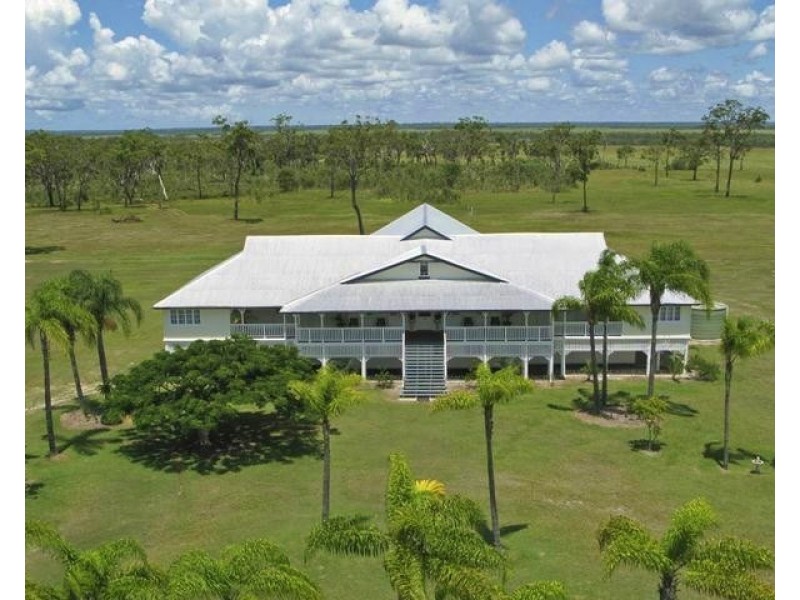 1208 Burrum Heads Rd, Burrum Heads QLD 4659