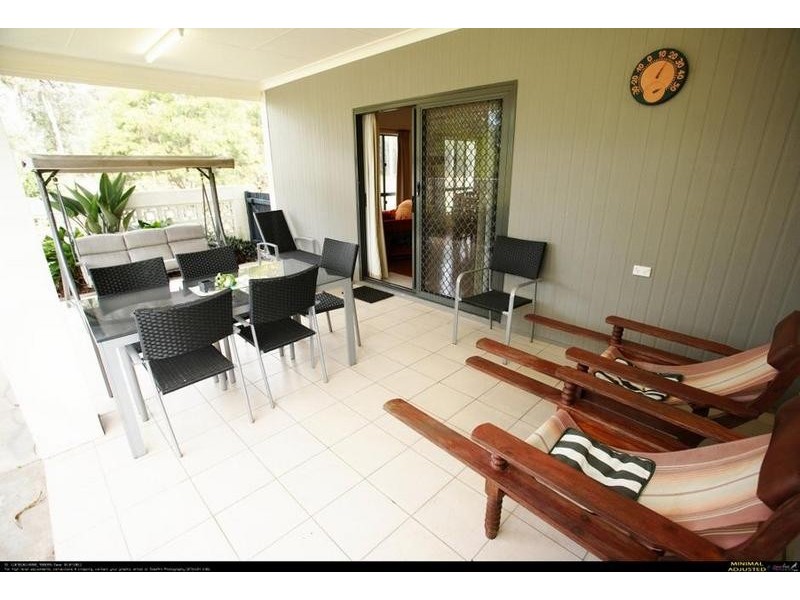 42 Joynsons Rd, Torbanlea QLD 4662