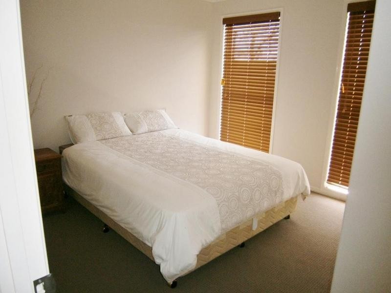 16 Noeme Street, Burrum Heads QLD 4659