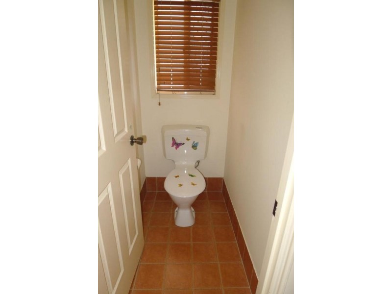 40 PHILIP ST, Howard QLD 4659