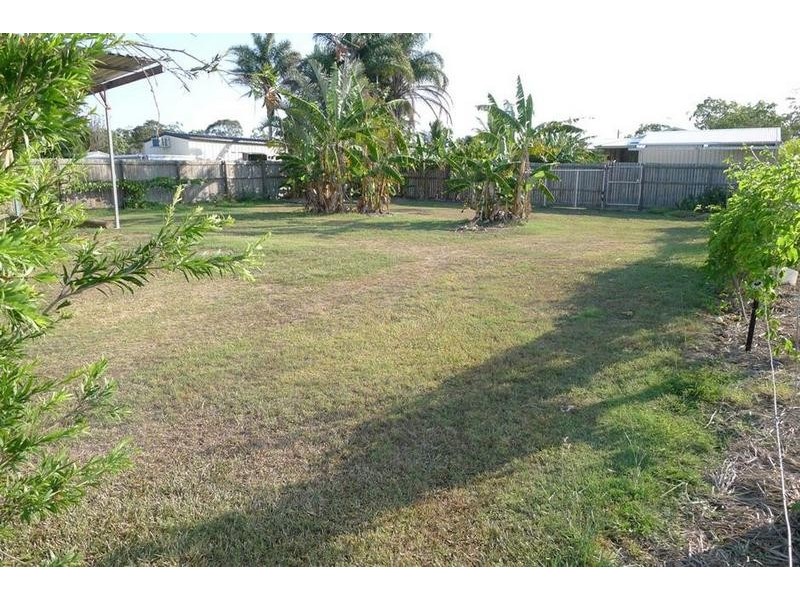 40 PHILIP ST, Howard QLD 4659