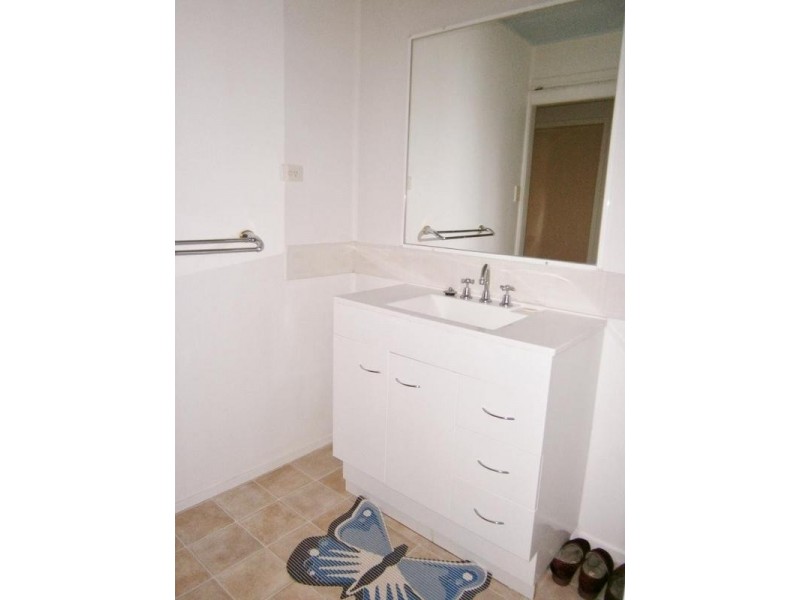 36 Hunter St, Torbanlea QLD 4662