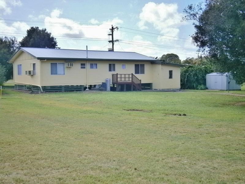 36 Hunter St, Torbanlea QLD 4662
