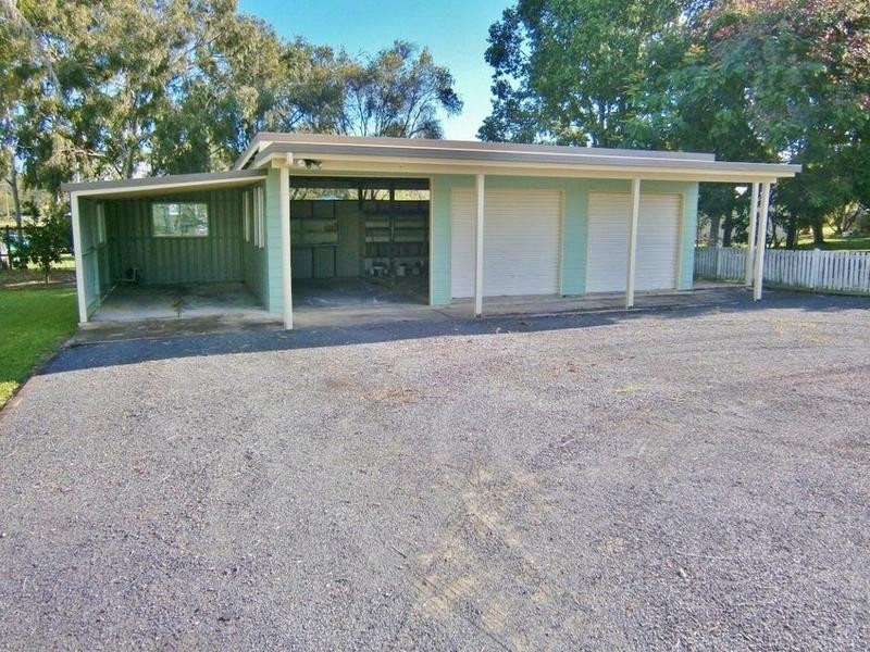 50 watkins st, Howard QLD 4659