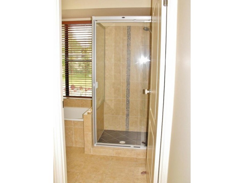 1 Brypat Close, Burrum Heads QLD 4659