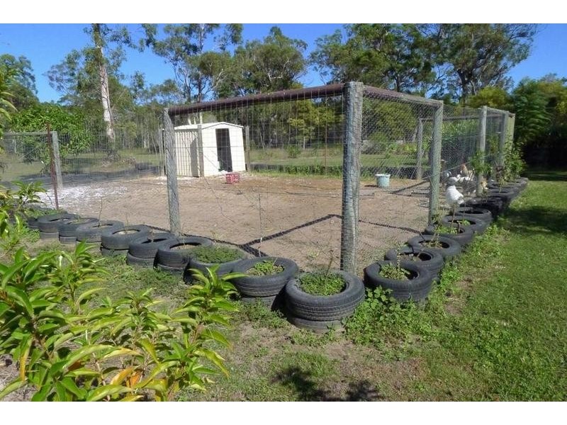 447 Pacific Haven Dr, Howard QLD 4659