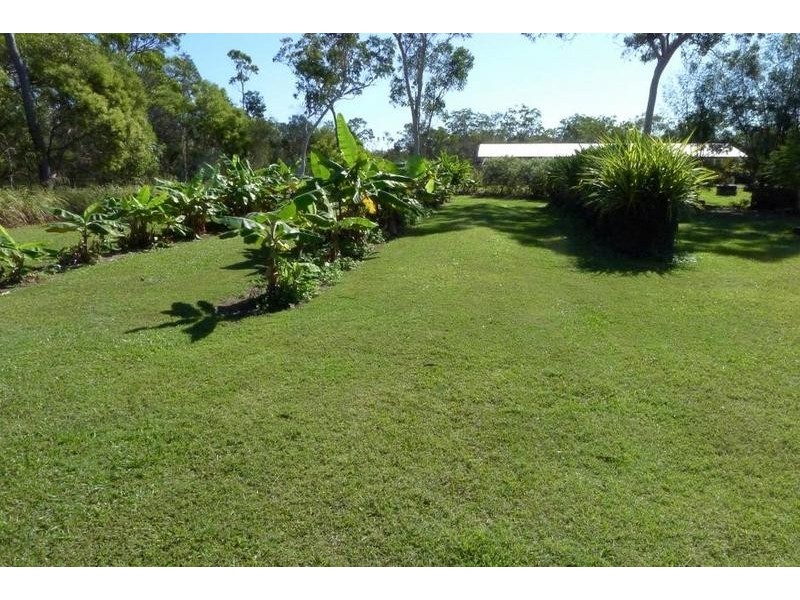 447 Pacific Haven Dr, Howard QLD 4659