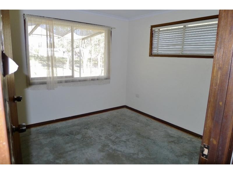 41 Annie Street, Howard QLD 4659