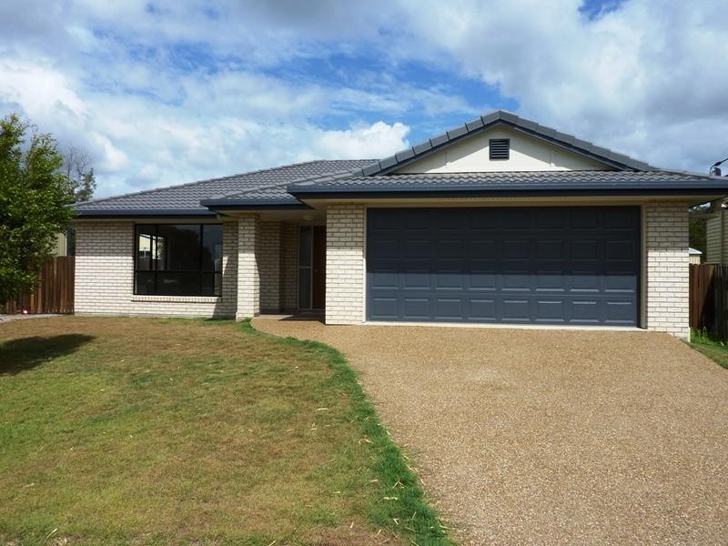 10 Charles St, Howard QLD 4659