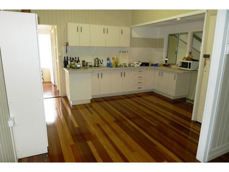 2-4 Hartley St, Torbanlea QLD 4662