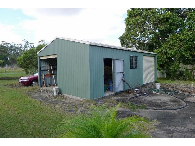 2-4 Hartley St, Torbanlea QLD 4662