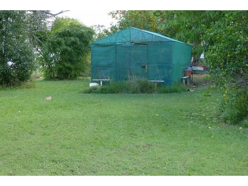 2-4 Hartley St, Torbanlea QLD 4662