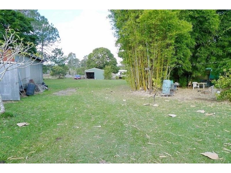 2-4 Hartley St, Torbanlea QLD 4662