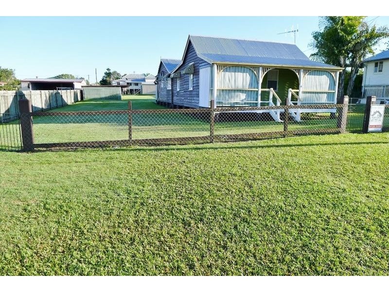 11 Eglington St, Torbanlea QLD 4662