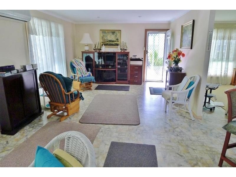 8 PRAWLE ST, Howard QLD 4659