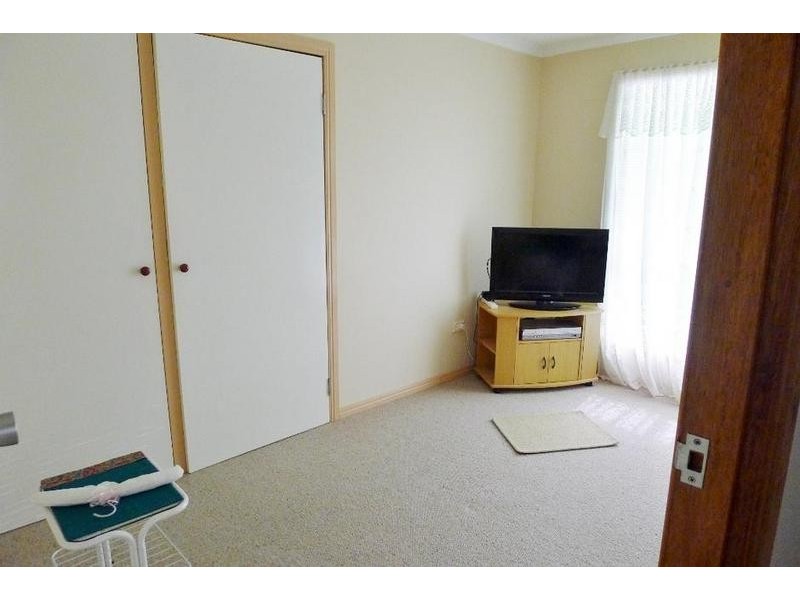 8 PRAWLE ST, Howard QLD 4659