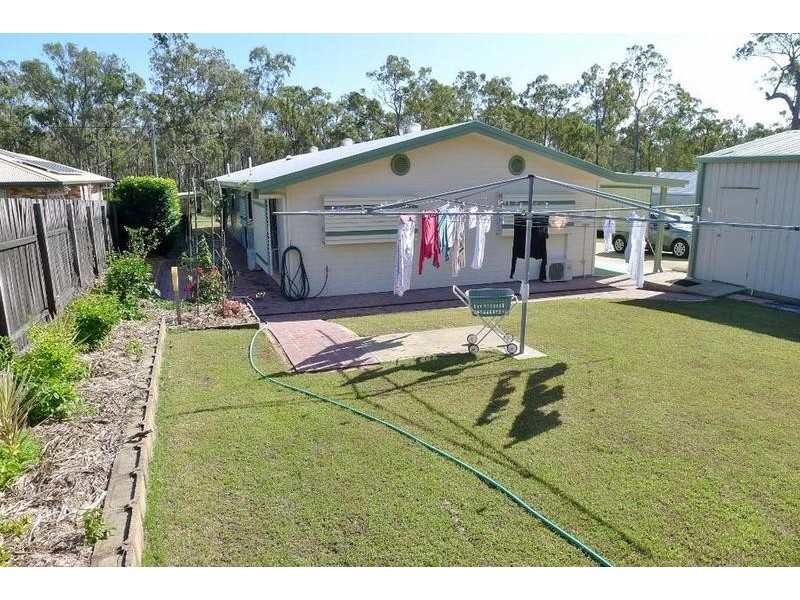 8 PRAWLE ST, Howard QLD 4659