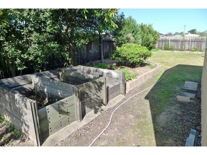 8 PRAWLE ST, Howard QLD 4659