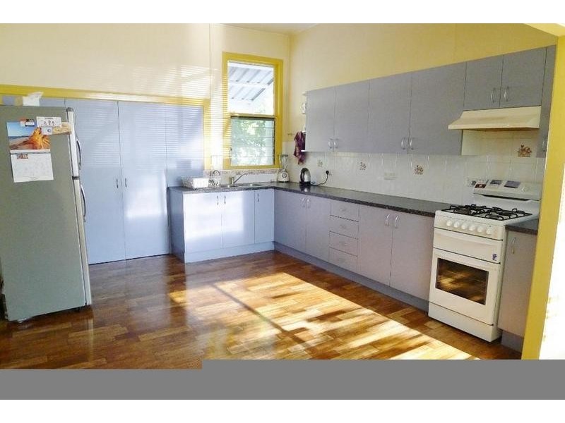 60 Steley St, Howard QLD 4659