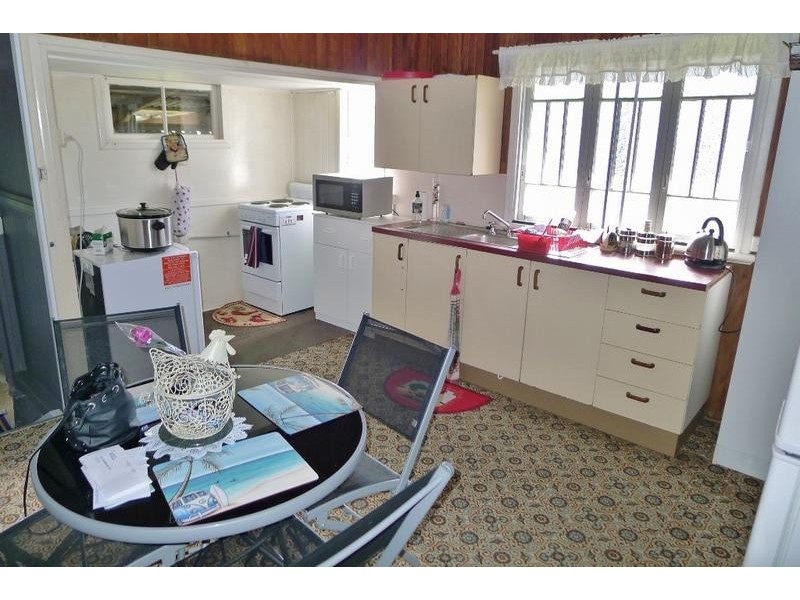 6 Martha Street, Howard QLD 4659