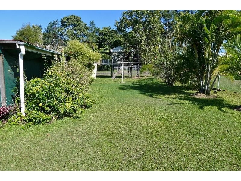 6 Martha Street, Howard QLD 4659
