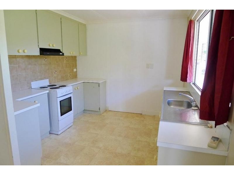 21 Arthur St, Howard QLD 4659