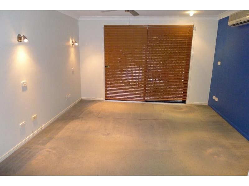 105 Todd St, Torbanlea QLD 4662