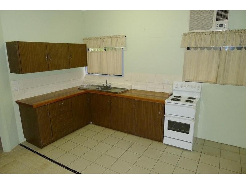 105 Todd St, Torbanlea QLD 4662