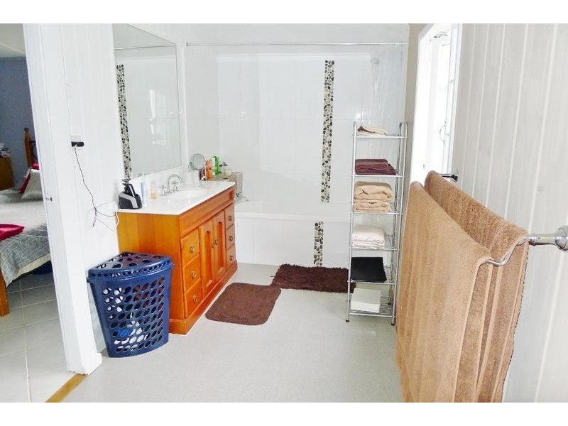 24 Blythe St, Burrum Town QLD 4659