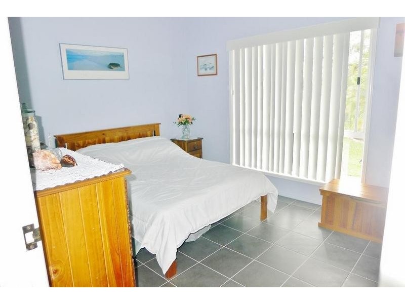 2-6 Colman Cresent, Burrum River QLD 4659