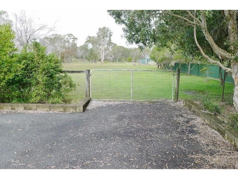 2-6 Colman Cresent, Burrum River QLD 4659