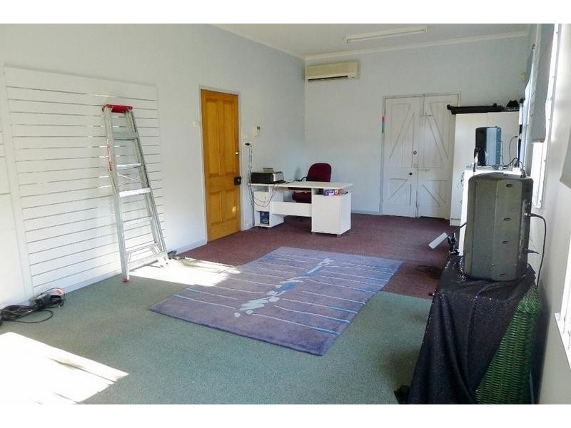 60 Steley St, Howard QLD 4659