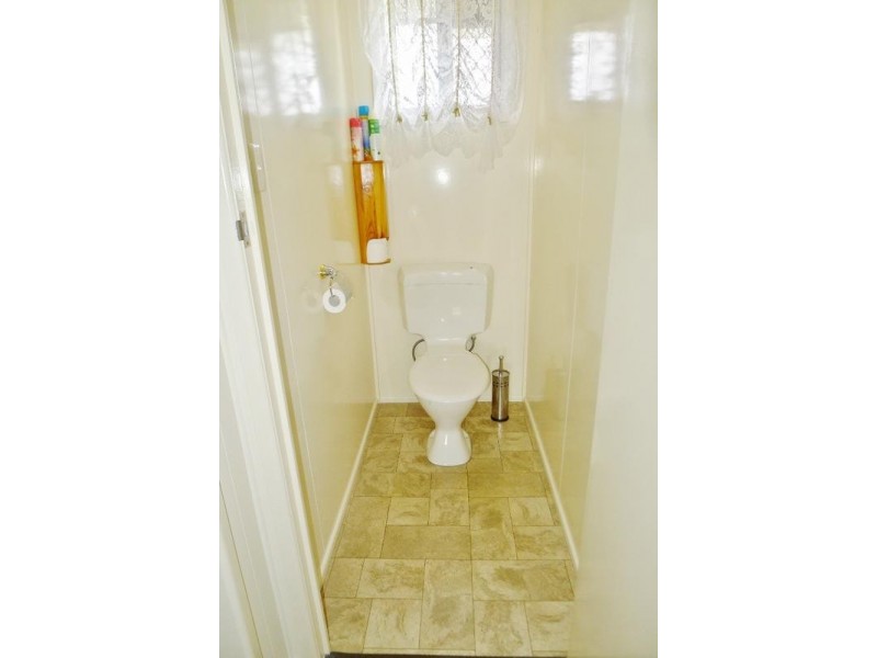 41 Riverview Dr, Burrum Heads QLD 4659