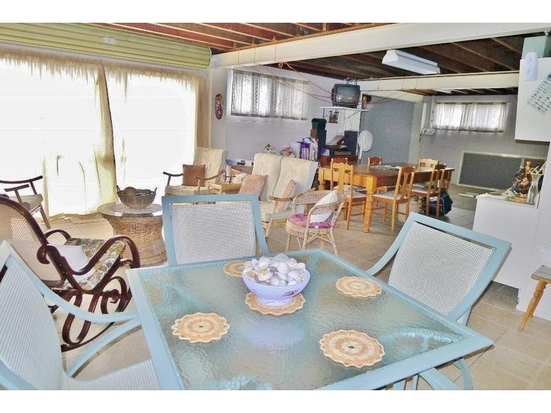 41 Riverview Dr, Burrum Heads QLD 4659