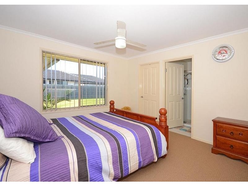 33 Fraser Waters Pde, Toogoom QLD 4655