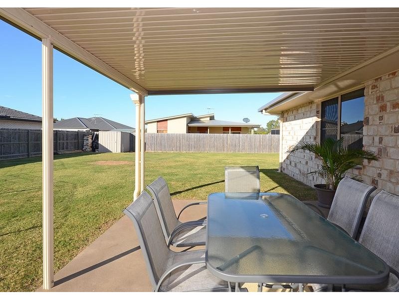 33 Fraser Waters Pde, Toogoom QLD 4655