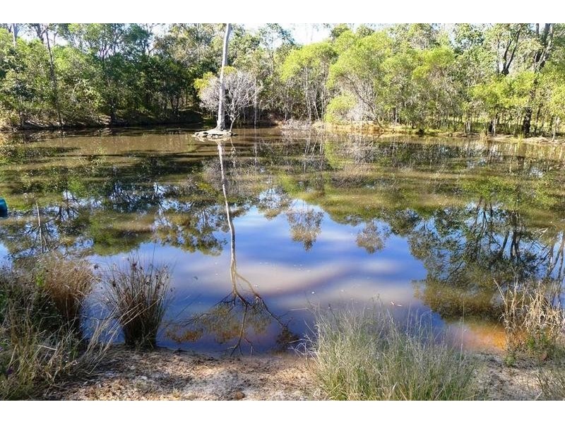 76 Pacific Haven Dr, Howard QLD 4659
