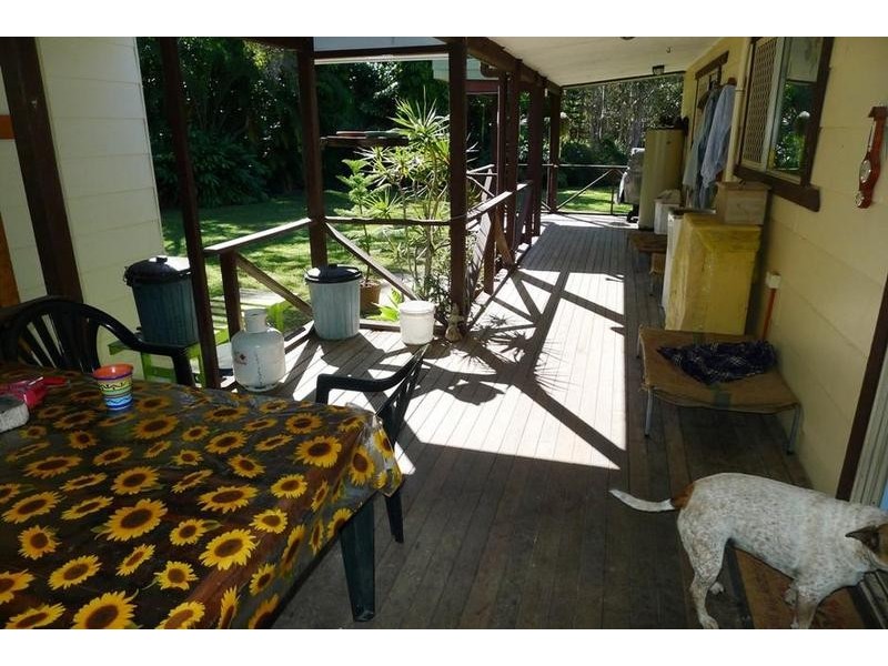76 Pacific Haven Dr, Howard QLD 4659