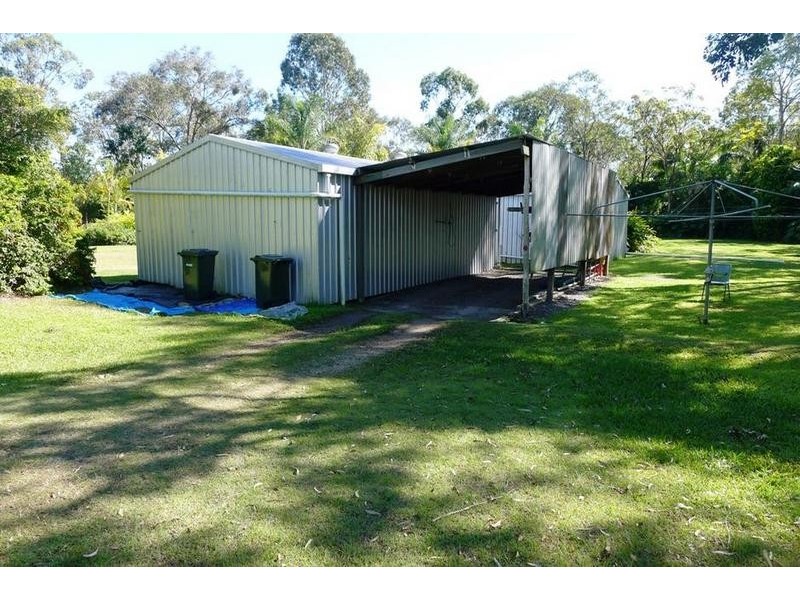 76 Pacific Haven Dr, Howard QLD 4659