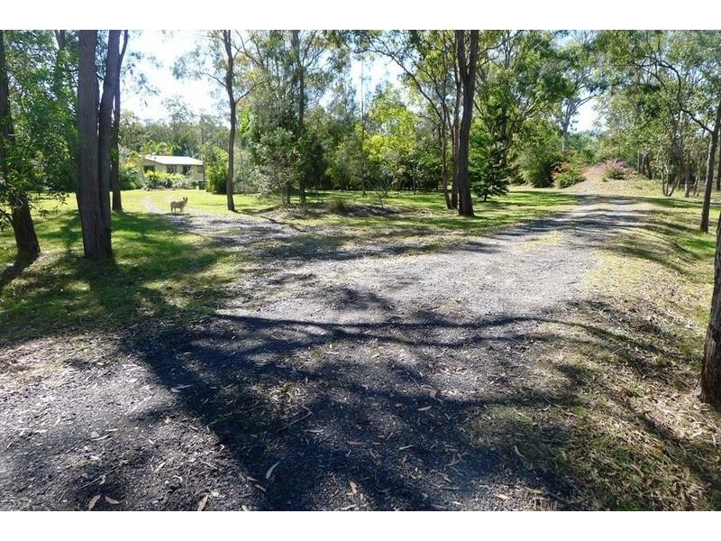 76 Pacific Haven Dr, Howard QLD 4659