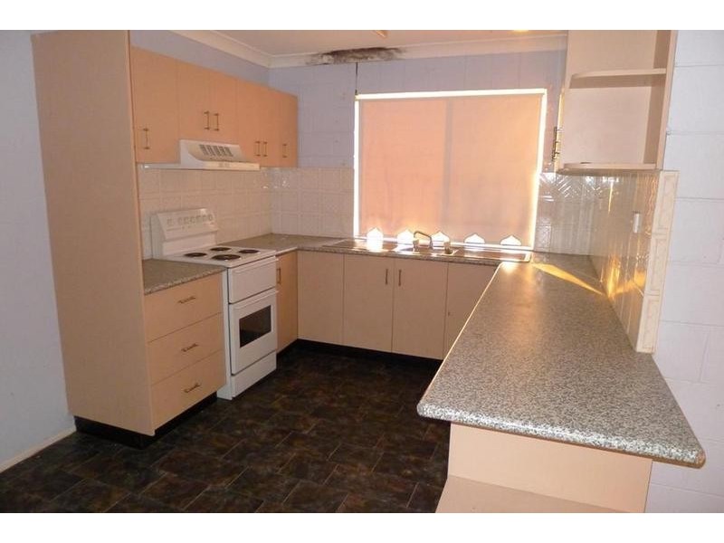 8-10 Whitley Street, Howard QLD 4659