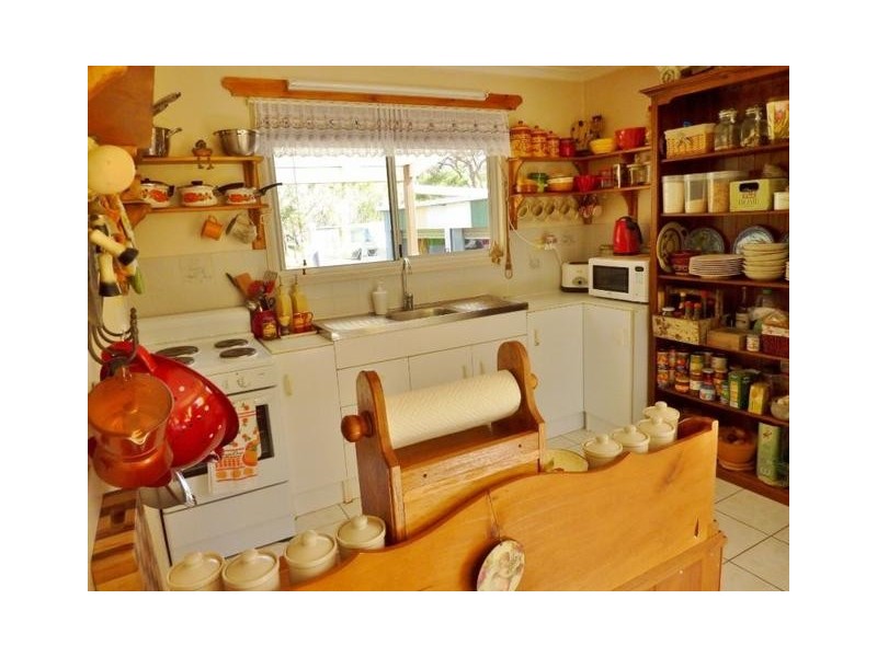 21 Ranch Park Dr, Pacific Haven QLD 4659