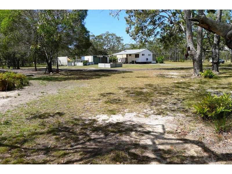 21 Ranch Park Dr, Pacific Haven QLD 4659