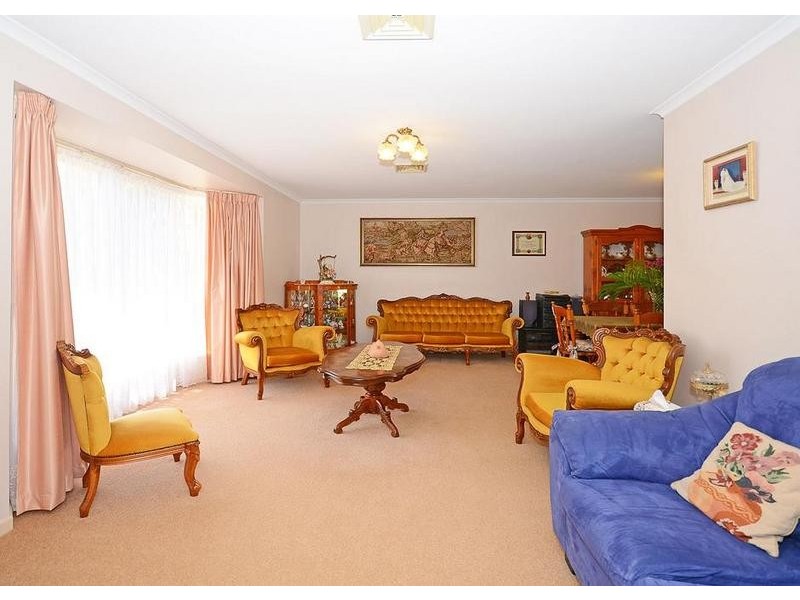 2-14 Thomas St, Howard QLD 4659